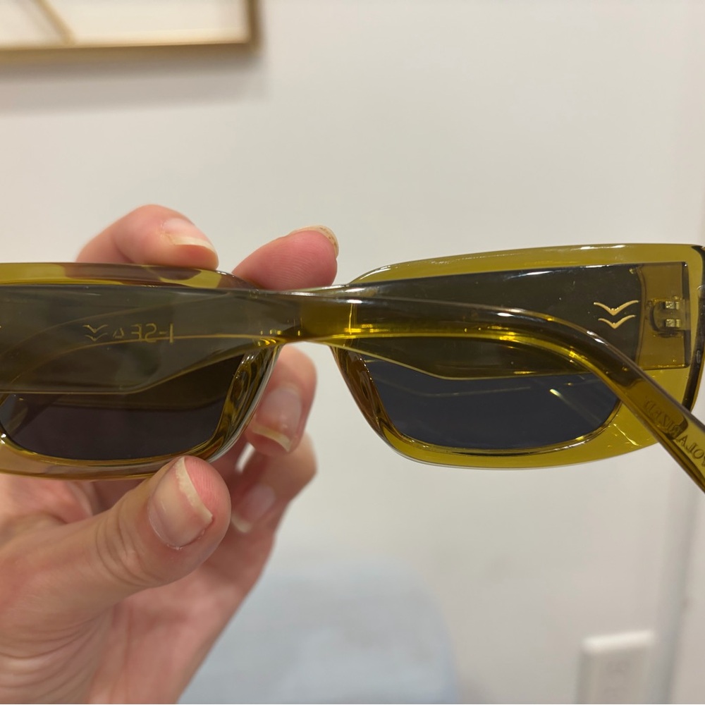 I-SEA Miley Polarized Sunglasses in Lime/Smoke - Picture 3 of 9